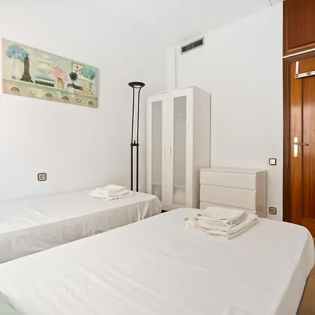 Chic 3br Retreat With Private Terrace * Barcelona