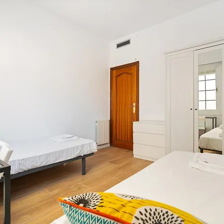 Apartment Chic 3br Retreat With Private Terrace