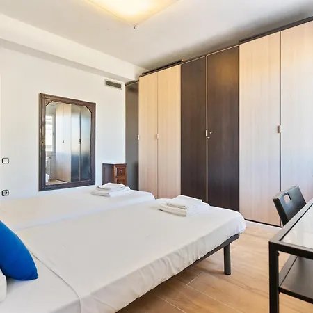 Chic 3br Retreat With Private Terrace * Barcelona