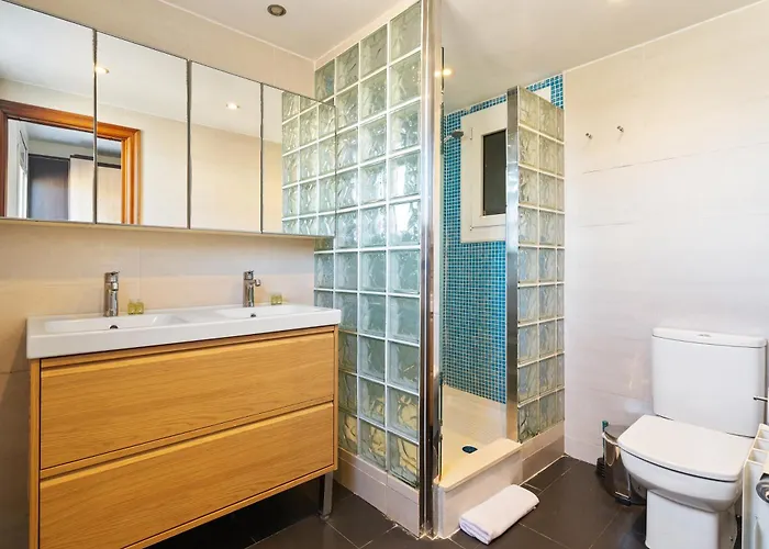 Apartament Sunny 3br2ba W Private Terrace Ac