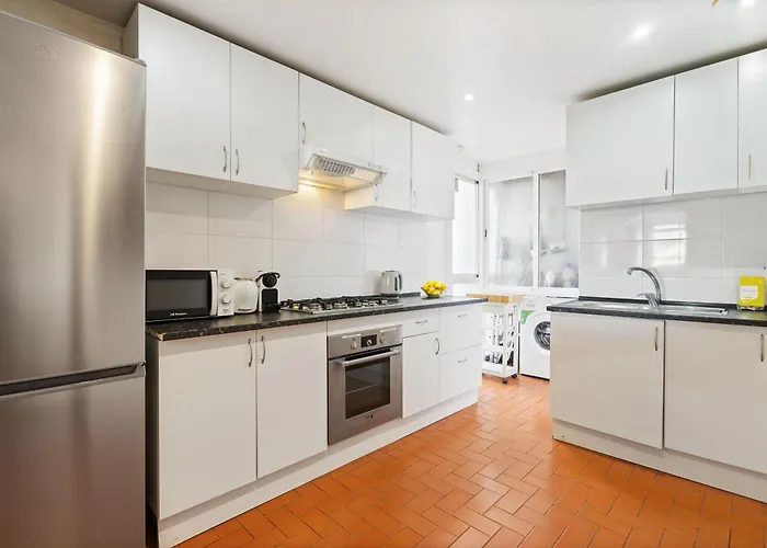 Sunny 3br2ba W Private Terrace Ac Apartament