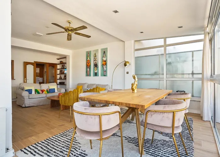 Apartament Sunny 3br2ba W Private Terrace Ac